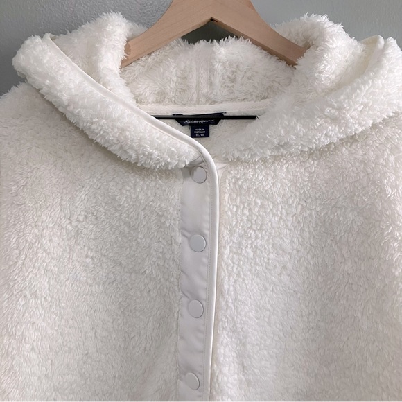 Eddie Bauer Sherpa Pullover Half Snap White Plush Hoodie Women Size XL - Picture 2 of 8
